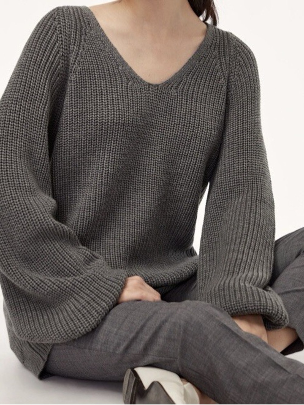 Aritzia Babaton Valadon Balloon Sleeve Merino Wool Sweater in Charcoal